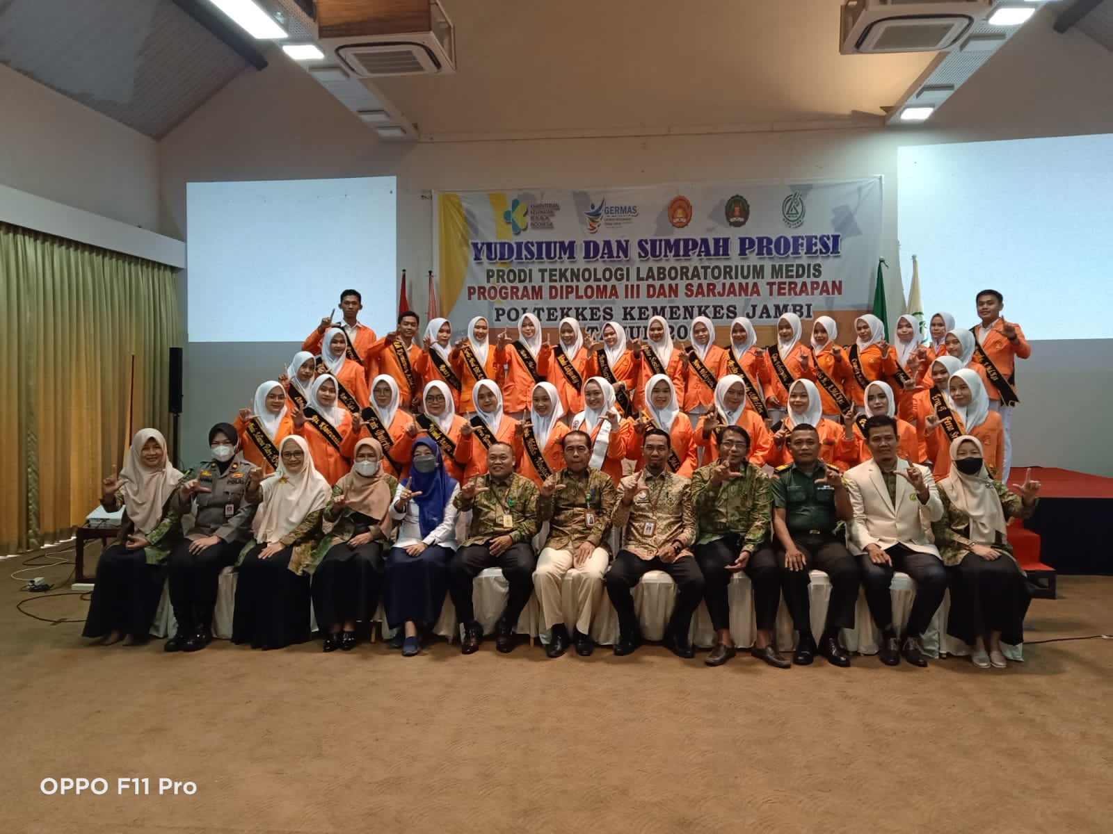 Yudisium Dan Sumpah Profesi Jurusan Teknologi Laboratorium Medis